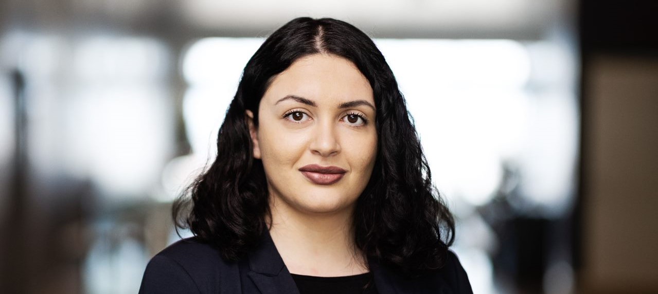 Mød en studerende på professionsbachelor i skat, der er i praktik hos Deloitte